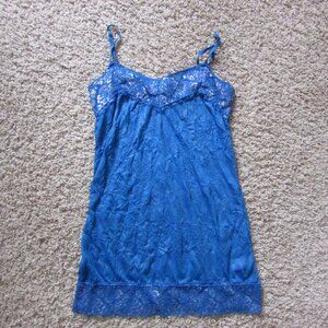NWOT Vanity Small Blue Long Lace Trim Camisole Tank Top Silver Metallic Shimmers